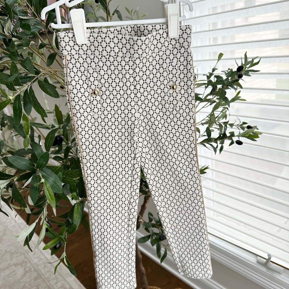 Beautiful girl pants , 4T